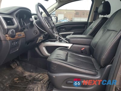 Zdjęcie 7 z 12 samochodu: 2017 NISSAN TITAN SL VIN:1N6AA1E51HN503673 - miniatura