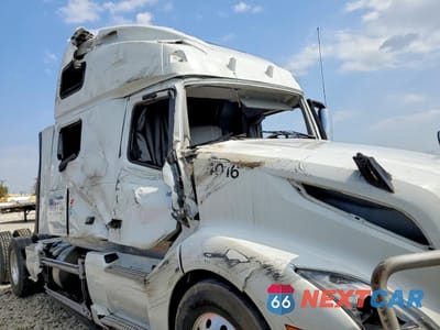 Zdjęcie 9 z 10 samochodu: 2023 VOLVO VN VNL VIN:4V4NC9EH8PN304016 - miniatura