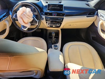 Zdjęcie 8 z 14 samochodu: 2017 BMW X1 SDRIVE28I VIN:WBXHU7C30H5H35670 - miniatura
