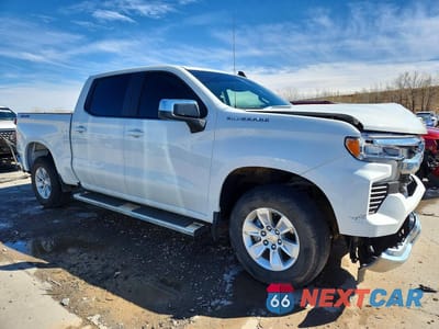 Czwarte zdjęcie samochodu z boku: 2024 CHEVROLET SILVERADO K1500 LT VIN:1GCPDDEK1RZ406320 - miniatura