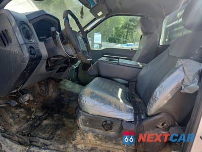 Zdjęcie 7 z 13 samochodu: 2013 FORD F450 SUPER DUTY VIN:1FDUF4GY8DEB21026 - miniatura