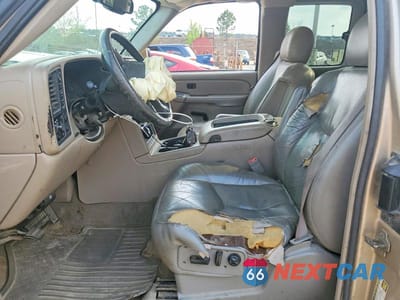 Zdjęcie 7 z 12 samochodu: 2004 GMC NEW SIERRA K1500 VIN:2GTEK19T941295404 - miniatura
