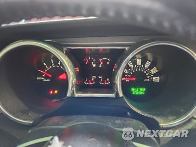 Zdjęcie 9 z 12 samochodu: 2008 FORD MUSTANG VIN:1ZVHT80N885106406 - miniatura