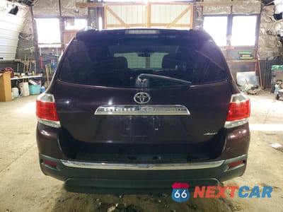Zdjęcie 6 z 12 samochodu: 2013 TOYOTA HIGHLANDER PLUS VIN:5TDBK3EH1DS177159 - miniatura