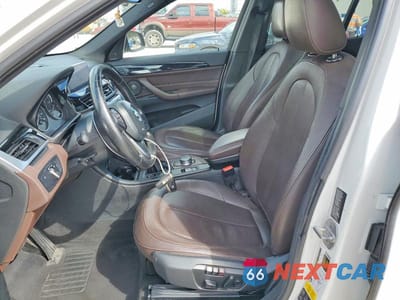 Zdjęcie 7 z 12 samochodu: 2017 BMW X1 XDRIVE28I VIN:WBXHT3C38H5F75002 - miniatura