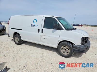 Czwarte zdjęcie samochodu z boku: 2008 CHEVROLET EXPRESS 1500 DELIVERY VAN VIN:1GCFG15X881206240 - miniatura