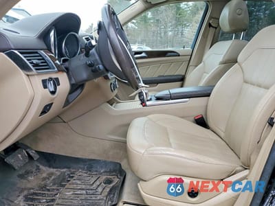 Zdjęcie 7 z 13 samochodu: 2015 MERCEDES-BENZ GL 350 BLUETEC VIN:4JGDF2EE2FA459349 - miniatura