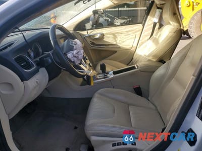 Zdjęcie 7 z 11 samochodu: 2012 VOLVO S60 T5 VIN:YV1622FS6C2118159 - miniatura