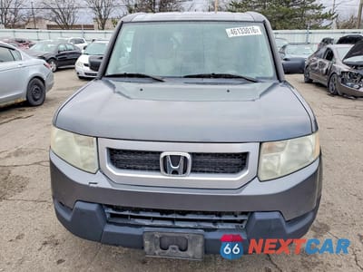 Piąte zdjęcie samochodu w środku: 2011 HONDA ELEMENT LX VIN:5J6YH2H3XBL002114 - miniatura
