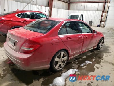 Trzecie zdjęcie samochodu z tyłu: 2012 MERCEDES-BENZ C 300 4MATIC VIN:WDDGF8BB9CA612566 - miniatura