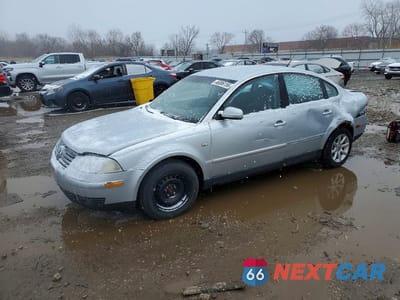 2002 VOLKSWAGEN PASSAT GLS WVWPD63B02P181971 - główne zdjęcie licytacji z USA - miniatura