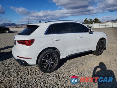 Trzecie zdjęcie samochodu z tyłu: 2020 AUDI Q3 PREMIUM PLUS S-LINE VIN:WA1EECF33L1058428 - miniatura