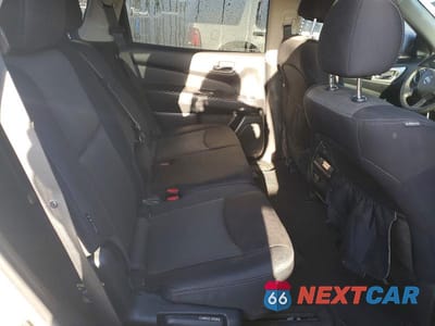 Zdjęcie 11 z 12 samochodu: 2019 NISSAN PATHFINDER SV VIN:5N1DR2MM7KC637688 - miniatura