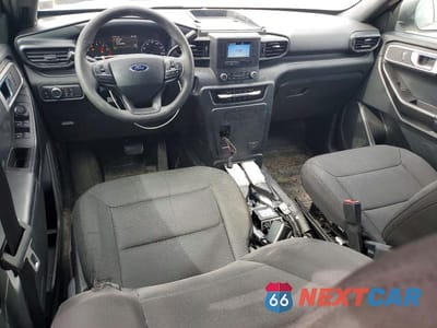 Zdjęcie 8 z 12 samochodu: 2021 FORD EXPLORER POLICE INTERCEPTOR VIN:1FM5K8AW1MNA14673 - miniatura