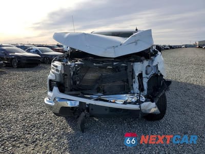 Piąte zdjęcie samochodu w środku: 2024 CHEVROLET SILVERADO K1500 LT VIN:3GCUDDED6RG190775 - miniatura