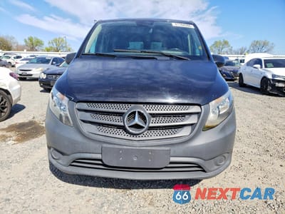 Piąte zdjęcie samochodu w środku: 2019 MERCEDES-BENZ METRIS VIN:WD4PG2EE8K3514440 - miniatura