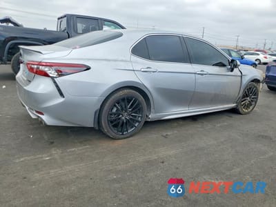 Trzecie zdjęcie samochodu z tyłu: 2024 TOYOTA CAMRY XSE VIN:4T1K61AK0RU914604 - miniatura