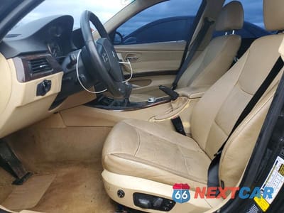 Zdjęcie 7 z 11 samochodu: 2006 BMW 325 I VIN:WBAVB13506KR57705 - miniatura