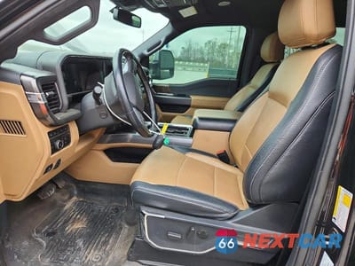 Zdjęcie 7 z 12 samochodu: 2023 FORD F350 SUPER DUTY VIN:1FT8W3BT3PEC20563 - miniatura