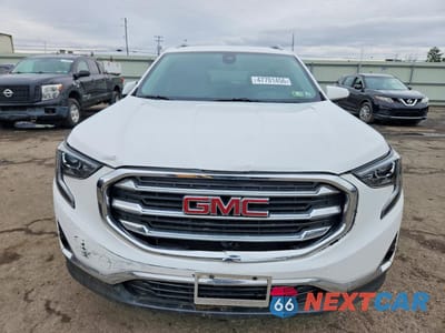 Piąte zdjęcie samochodu w środku: 2019 GMC TERRAIN SLT VIN:3GKALPEV4KL352582 - miniatura
