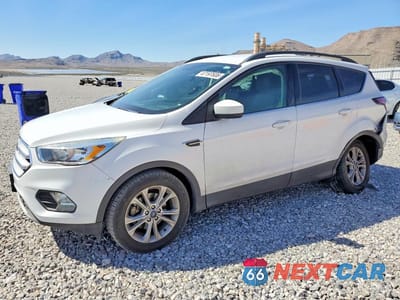 2018 FORD ESCAPE SE 1FMCU0GD6JUC35972 - główne zdjęcie licytacji z USA - miniatura