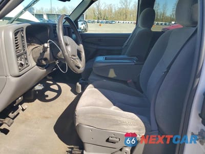 Zdjęcie 7 z 13 samochodu: 2006 CHEVROLET SILVERADO K1500 VIN:1GCEK19T56Z247098 - miniatura