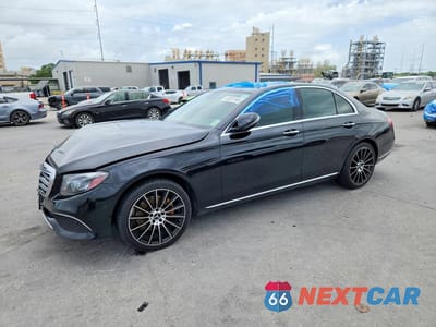 2018 MERCEDES-BENZ E 300 4MATIC WDDZF4KB1JA302653 - główne zdjęcie licytacji z USA - miniatura