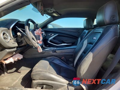 Zdjęcie 7 z 13 samochodu: 2018 CHEVROLET CAMARO SS VIN:1G1FH1R78J0115657 - miniatura