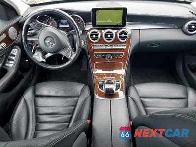 Zdjęcie 8 z 11 samochodu: 2017 MERCEDES-BENZ C 300 4MATIC VIN:55SWF4KBXHU202788 - miniatura