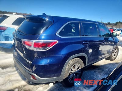 Trzecie zdjęcie samochodu z tyłu: 2015 TOYOTA HIGHLANDER VIN:5TDBKRFH9FS086029 - miniatura