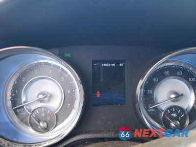 Zdjęcie 9 z 11 samochodu: 2012 CHRYSLER 300 VIN:2C3CCAAGXCH275109 - miniatura