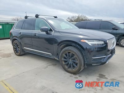 Czwarte zdjęcie samochodu z boku: 2018 VOLVO XC90 T6 VIN:YV4A22PLXJ1215940 - miniatura