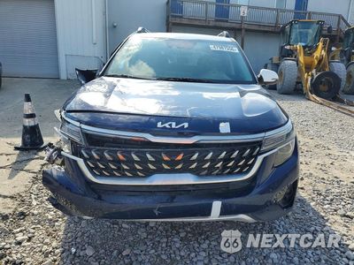 Piąte zdjęcie samochodu w środku: 2023 KIA SELTOS NIGHTFALL VIN:KNDEUCA26P7351038 - miniatura