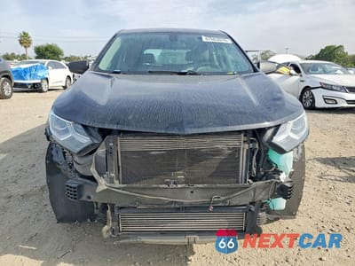 Piąte zdjęcie samochodu w środku: 2019 CHEVROLET EQUINOX LS VIN:3GNAXHEV4KL324133 - miniatura