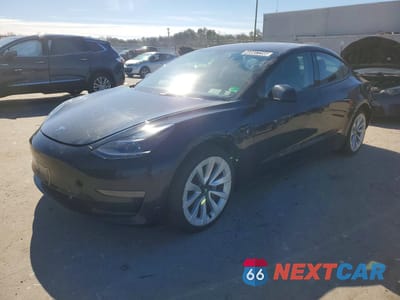 2023 TESLA MODEL 3 5YJ3E1EA3PF429702 - główne zdjęcie licytacji z USA - miniatura