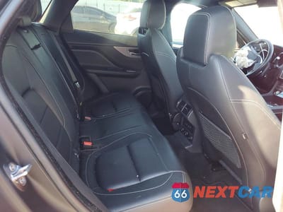 Zdjęcie 10 z 12 samochodu: 2017 JAGUAR F-PACE S VIN:SADCM2BV6HA083658 - miniatura