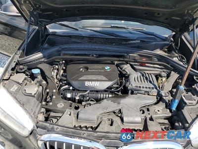 Zdjęcie 12 z 12 samochodu: 2016 BMW X1 XDRIVE28I VIN:WBXHT3C3XG5E48590 - miniatura