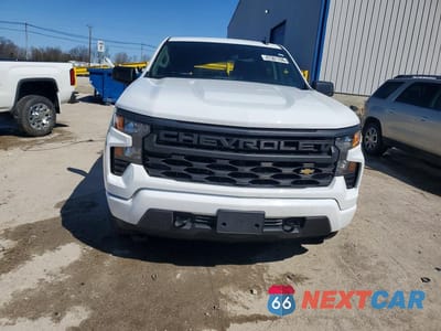 Piąte zdjęcie samochodu w środku: 2024 CHEVROLET SILVERADO K1500 CUSTOM VIN:1GCPDBEK7RZ203565 - miniatura