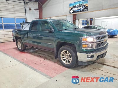 Czwarte zdjęcie samochodu z boku: 2015 CHEVROLET SILVERADO K1500 LT VIN:1GCVKRECXFZ370643 - miniatura
