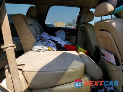 Zdjęcie 11 z 12 samochodu: 2011 CHEVROLET TAHOE K1500 LT VIN:1GNSKBE06BR186723 - miniatura