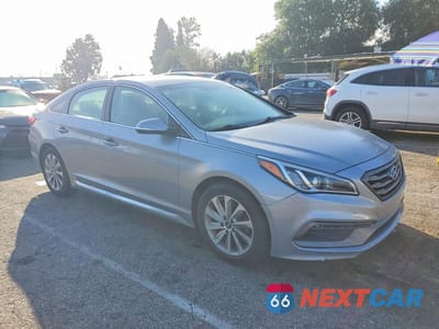 Czwarte zdjęcie samochodu z boku: 2017 HYUNDAI SONATA SPORT VIN:5NPE34AF6HH544556 - miniatura