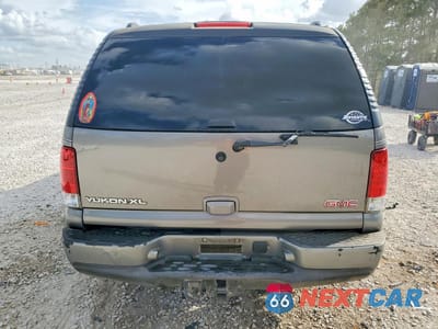 Zdjęcie 6 z 13 samochodu: 2005 GMC YUKON XL DENALI VIN:1GKFK66U45J241602 - miniatura
