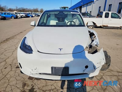 Piąte zdjęcie samochodu w środku: 2024 TESLA MODEL Y VIN:7SAYGDEE7RF117151 - miniatura