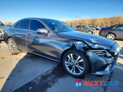 Czwarte zdjęcie samochodu z boku: 2021 MERCEDES-BENZ C 300 4MATIC VIN:W1KWF8EB3MR608877 - miniatura