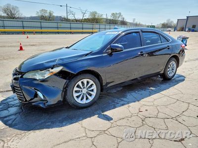 2015 TOYOTA CAMRY LE 4T4BF1FK5FR447383 - główne zdjęcie licytacji z USA - miniatura