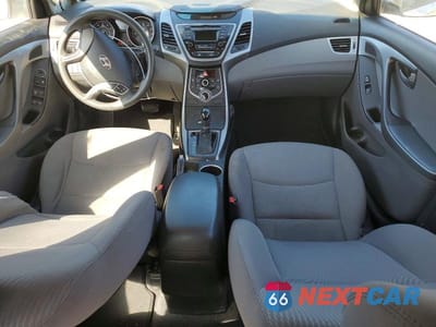 Zdjęcie 8 z 11 samochodu: 2016 HYUNDAI ELANTRA SE VIN:5NPDH4AE6GH784628 - miniatura