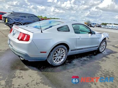 Trzecie zdjęcie samochodu z tyłu: 2012 FORD MUSTANG VIN:1ZVBP8AM0C5275070 - miniatura