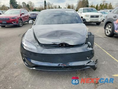 Piąte zdjęcie samochodu w środku: 2026 TESLA MODEL 3 VIN:5YJ3E1ET5TF143491 - miniatura