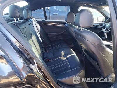 Zdjęcie 10 z 11 samochodu: 2019 BMW 530E VIN:WBAJA9C58KB388726 - miniatura