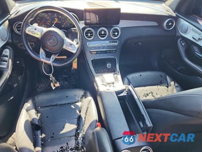 Zdjęcie 8 z 13 samochodu: 2021 MERCEDES-BENZ GLC 300 VIN:W1N0G8DB1MV274573 - miniatura